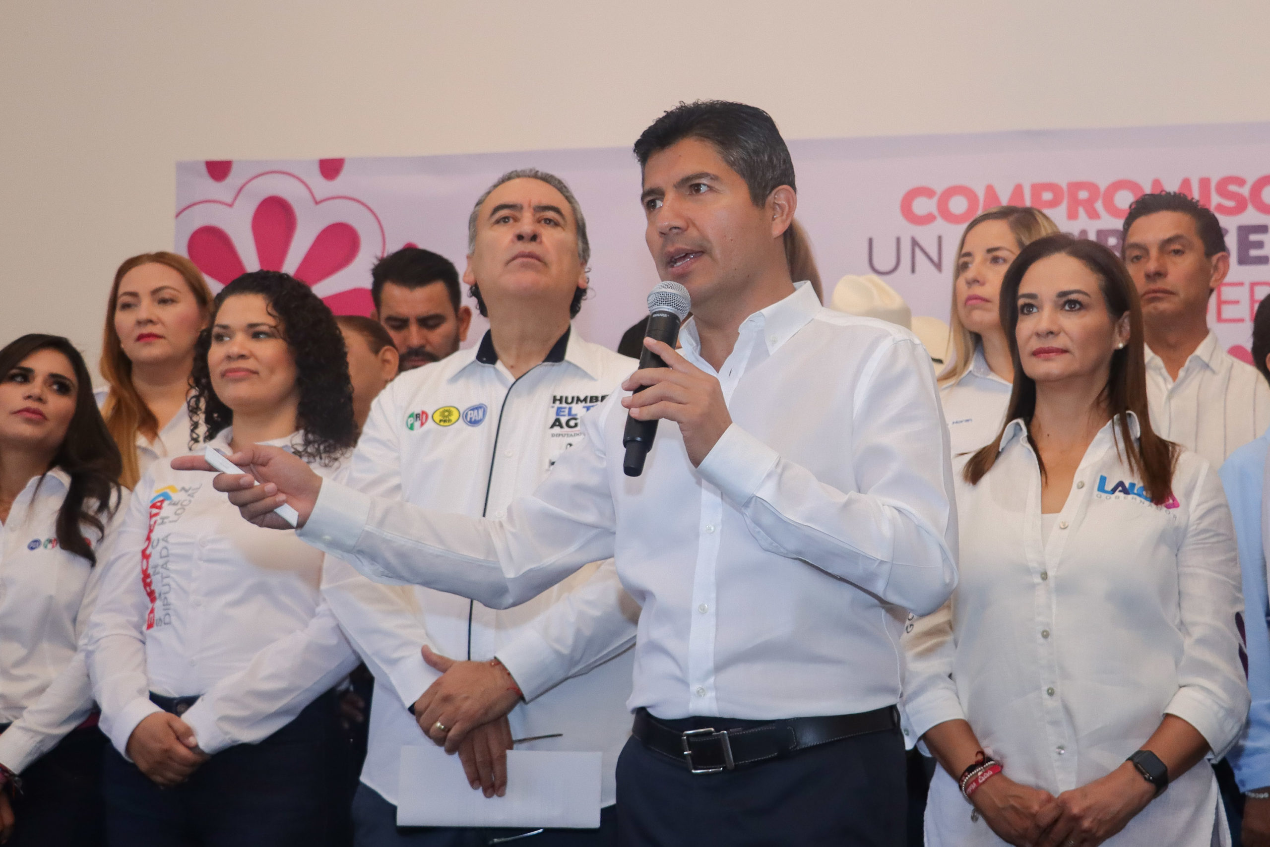 Por: Cortesía Movimiento Ciudadano anuncia denuncia contra Eduardo Rivera por presunto uso indebido de imagen municipal en campaña
