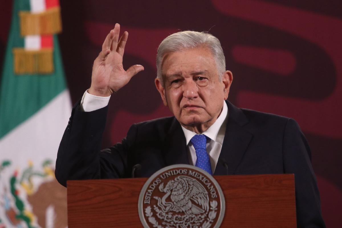 Por: Cortesía Ecuador restringió vuelos a México; informó AMLO