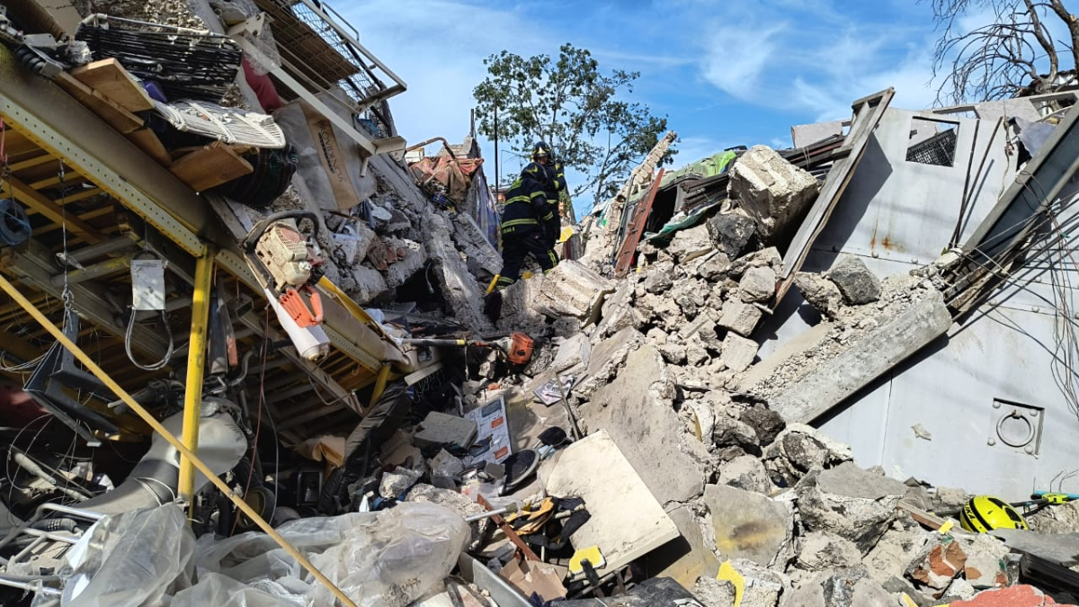 Por: Cortesía Explosión en Tlalpan deja 4 lesionados y derrumbe de casa