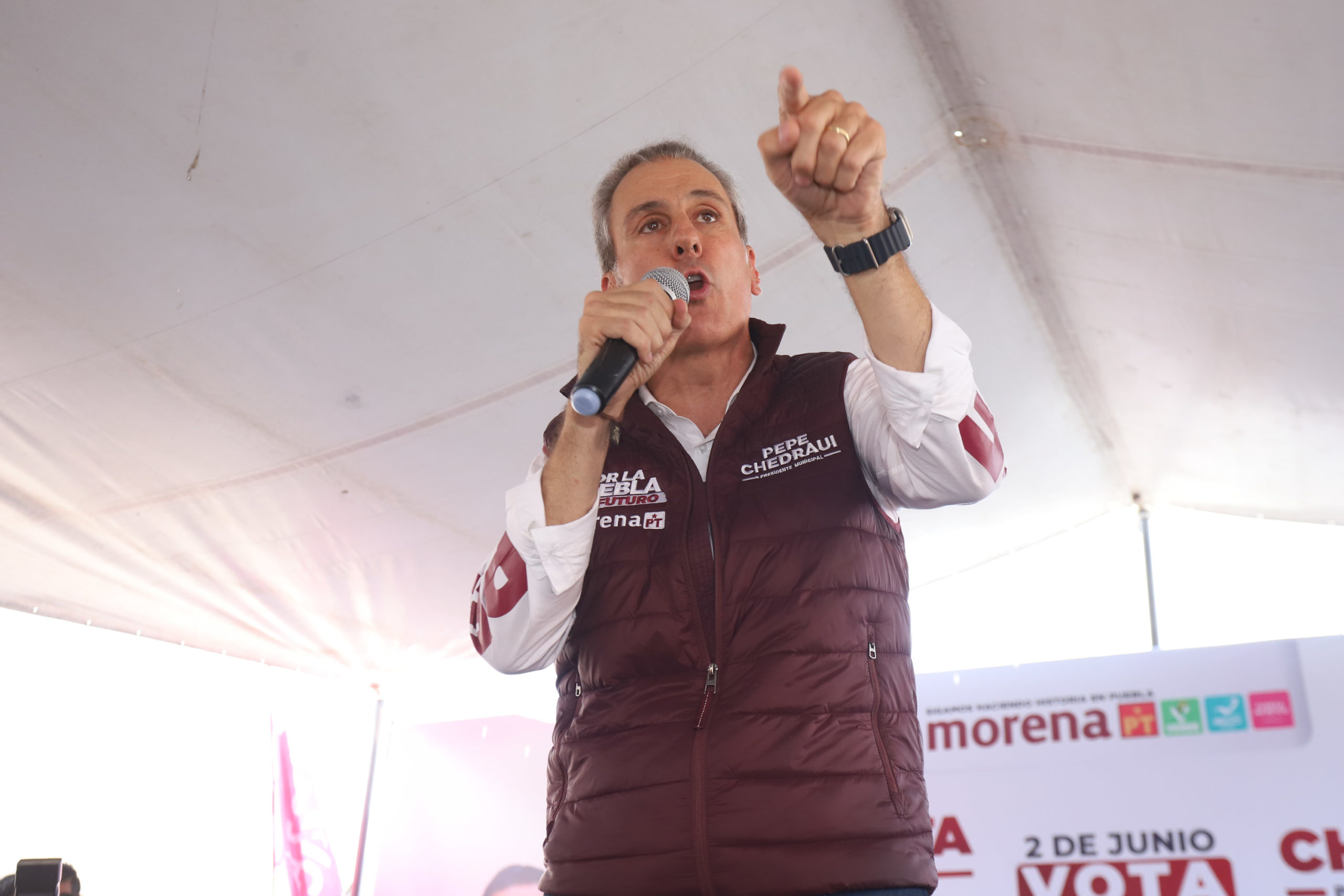 Pepe Chedraui acusa a Mario Riestra contrincante de guerra sucia