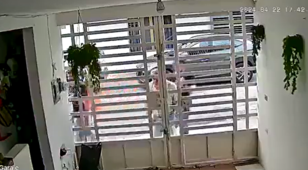 Por: Cortesía “Cuando se estén inundando así les voy a decir: no hay nadie”: candidato a alcaldía en Tabasco
