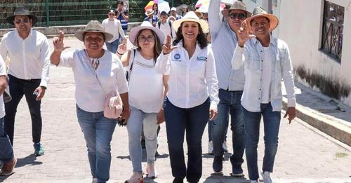 Por: Cortesía Lula Pineda Guadalupe Cuautle destaca la importancia de centrarse en propuestas en lugar de confrontaciones