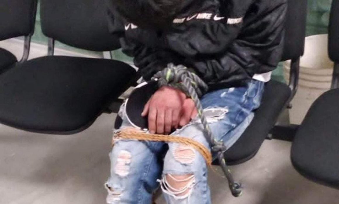 Retienen y rocían gasolina a presunto ladrón, en Santa Cruz Tlaxcala