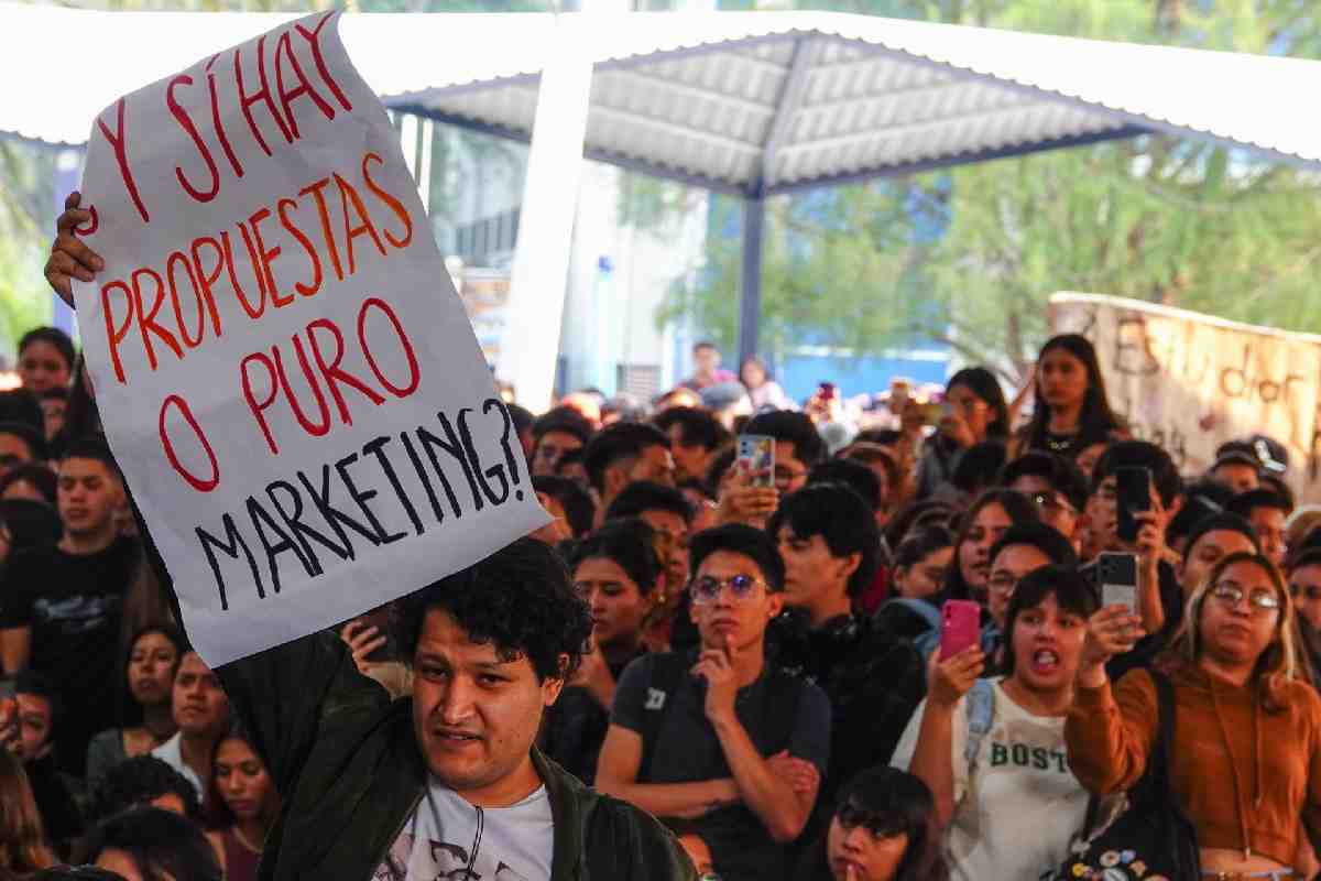 Por: Cortesía “No seremos parte de su marketing”: Alumnos de la UAM Xochimilco tras visita de Máynez