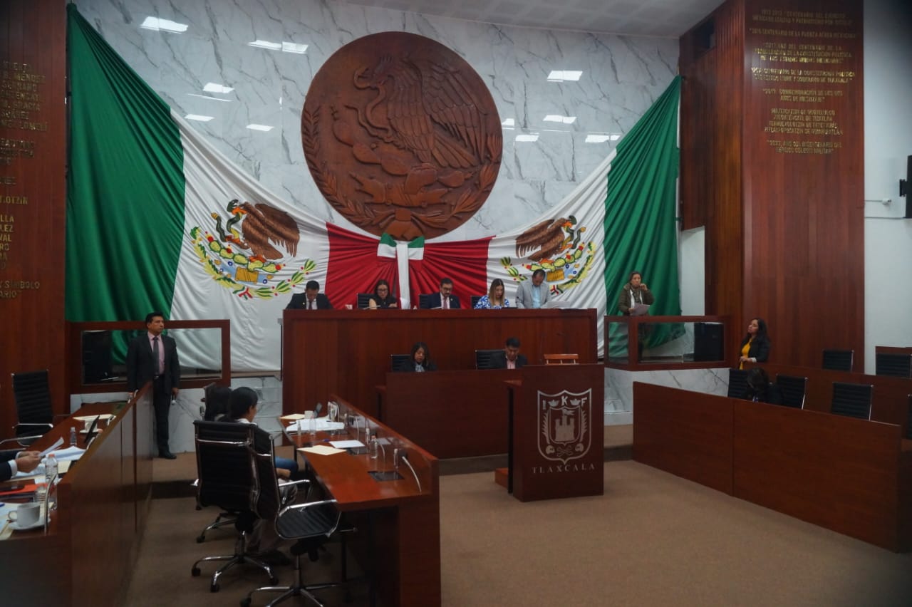 Mismas comisiones y personal particular, las exigencias de los suplentes del Congreso