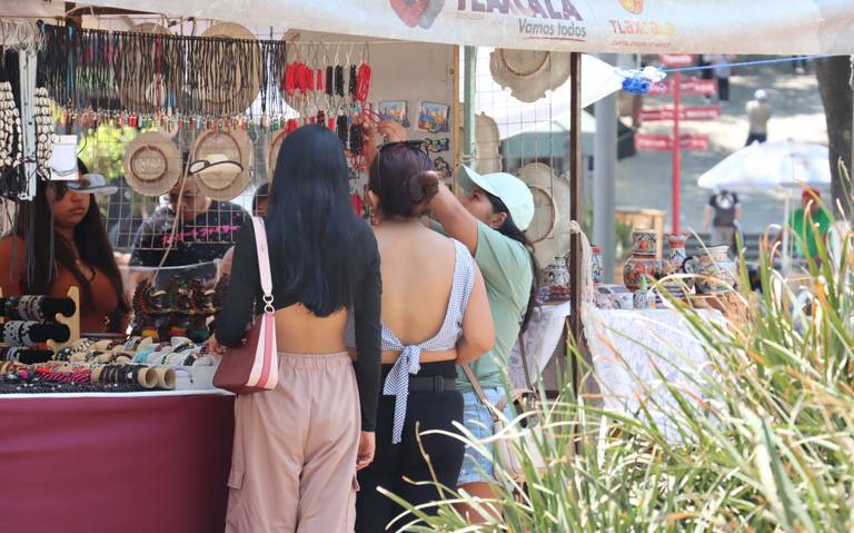 Previo al fin de vacaciones, turistas continúan disfrutando de Tlaxcala