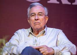 Por: Cortesía Rubén Rocha Moya desvincula su viaje a EE. UU. de la captura de “El Mayo”