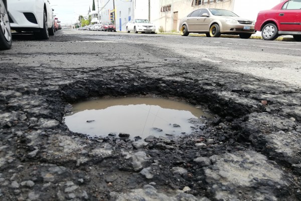 Incrementan reportes de baches en Puebla debido a la temporada de lluvias