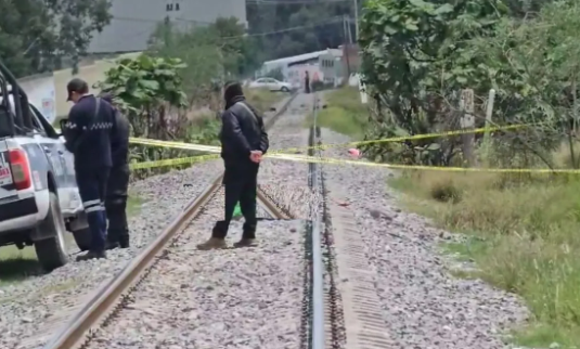 Por: Cortesía Hombre pierde la vida tras intentar cruzar las vías del tren en Puebla