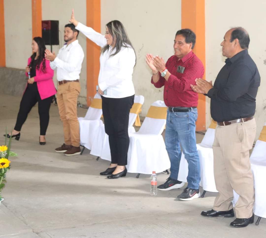 Busca Blanca Angulo acercar servicios de Bienestar a chiautempenses