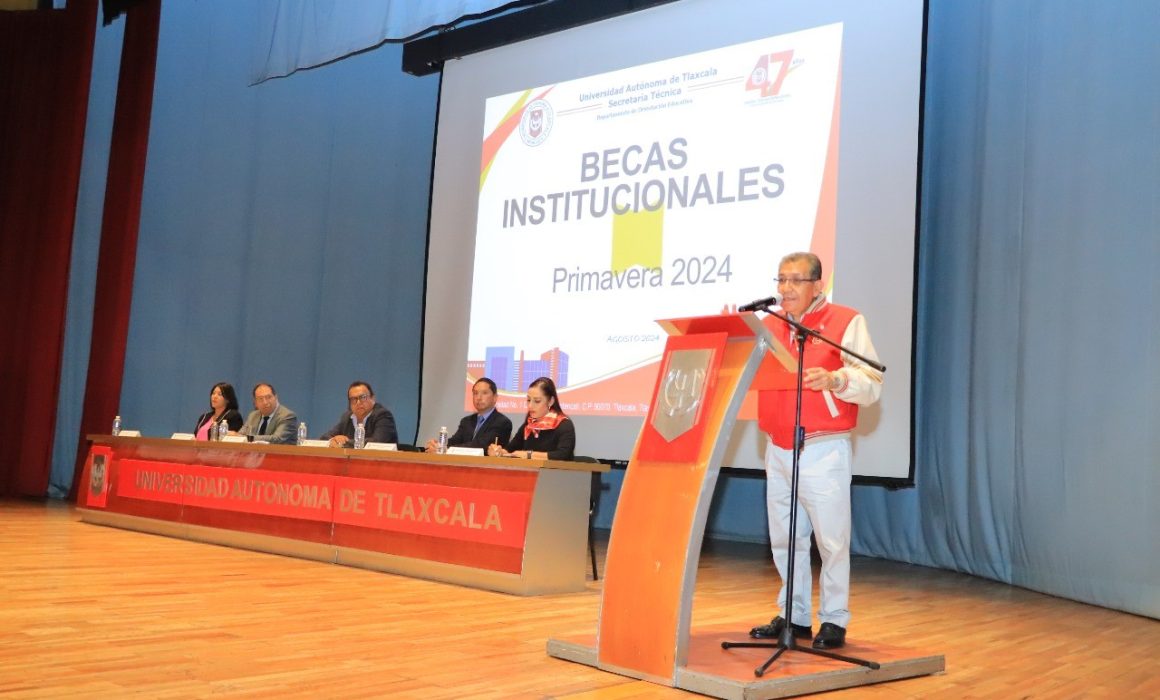 Por: Cortesía Entregó la UATX becas institucionales primavera 2024