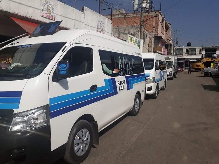 Transportistas de la UCET declaran guerra contra Flecha Azul ante la SICT