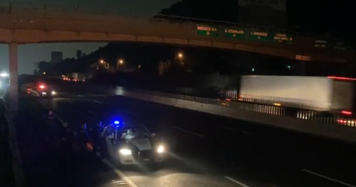 Por: Cortesía Tragedia en autopista: Hombre se arroja de puente frente a su hija en Puebla