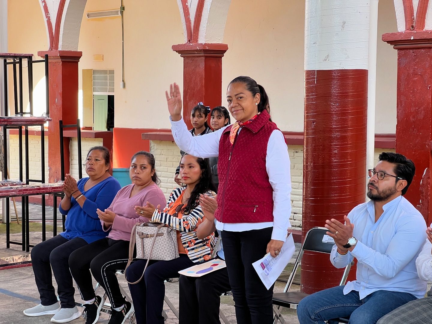 Por: Cortesía Ariadna Ayala inaugura ciclo escolar 2024-2025 en Atlixco con entrega de mobiliario