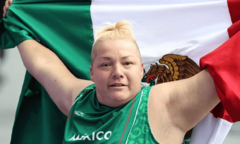 Por: Cortesía Rosa María Guerrero gana bronce en lanzamiento de disco F55 en París 2024