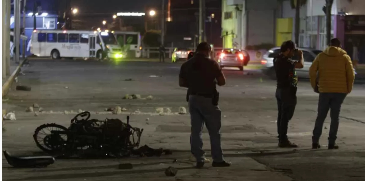Por: Cortesía SSC presenta denuncias contra agresores de policías en estacionamiento de tienda de conveniencia