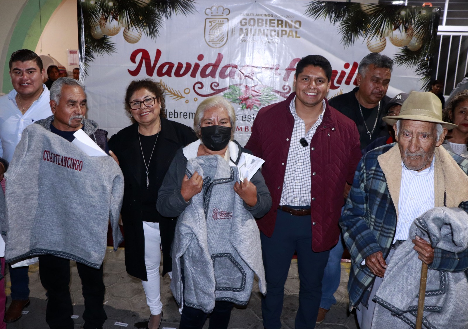 Arranca Omar Muñoz en San Lorenzo Almecatla el programa “Un Apapacho al Corazón”
