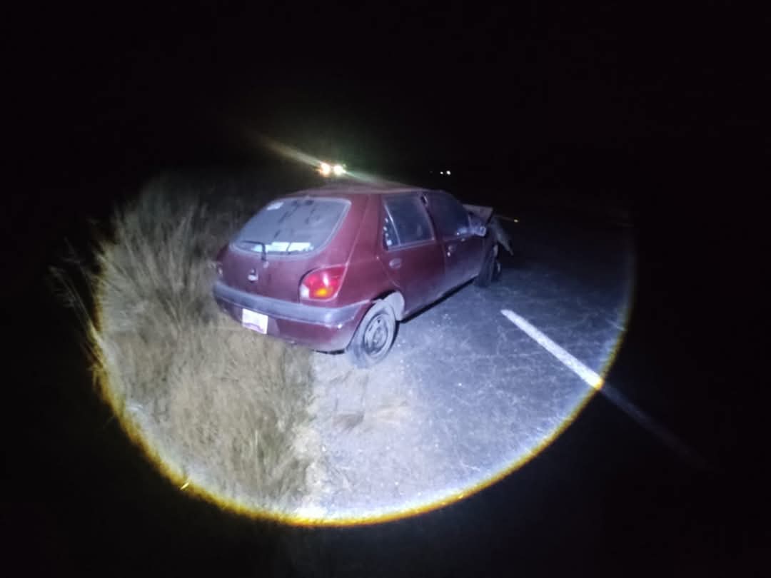 Muere hombre tras choque frontal de unidades vehiculares en Terrenate
