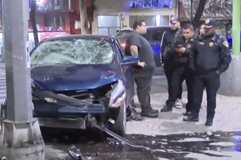 Foto: Cortesía Fuerte Accidente en la Colonia Obrera: Motociclista herido y detenido responsable