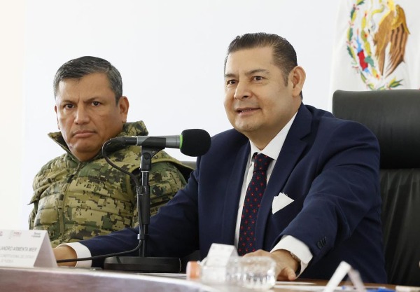 Gobierno analizará ampliar contrato con empresa a cargo de fotomultas 