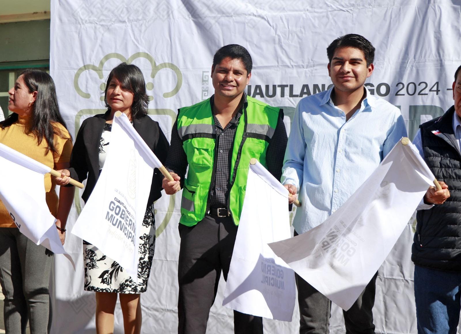 Comunicado oficial Omar Muñoz continúa arranque de obras en Cuautlancingo