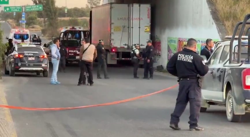 Muere Policía Municipal de Coronango tras persecución en la autopista