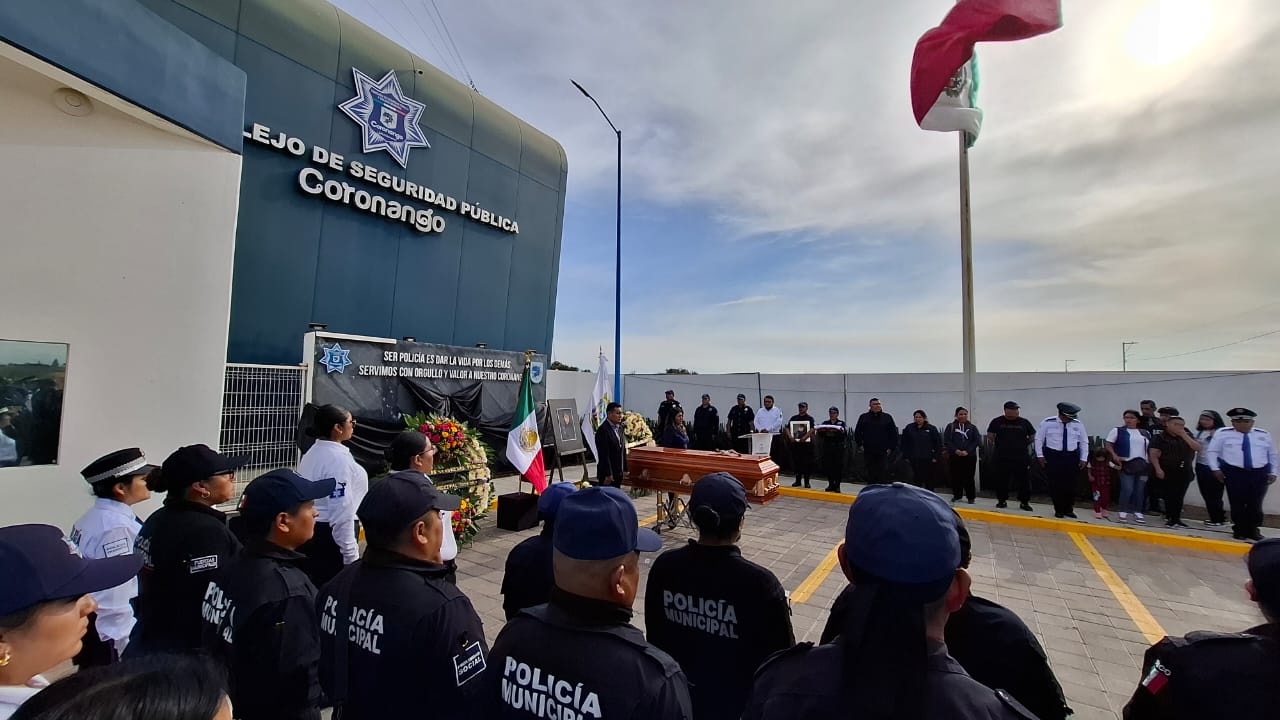 Comunicado oficial Rinde homenaje Ayuntamiento de Coronango a oficial fallecida en cumplimiento de su deber