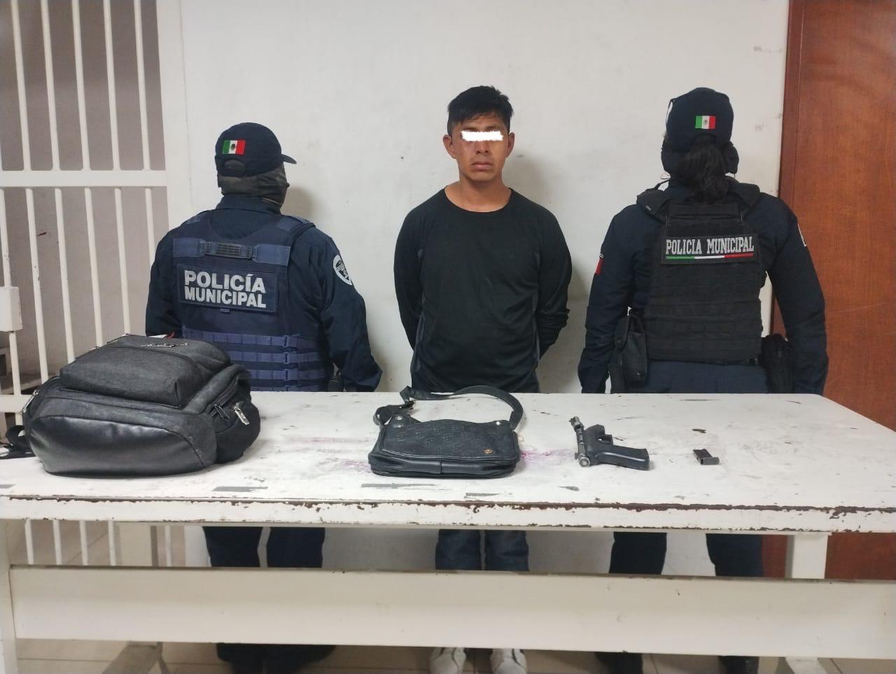 Comunicado oficial La SSC y vialidad municipal de Cuautlancingo detienen en flagrancia a un asaltante