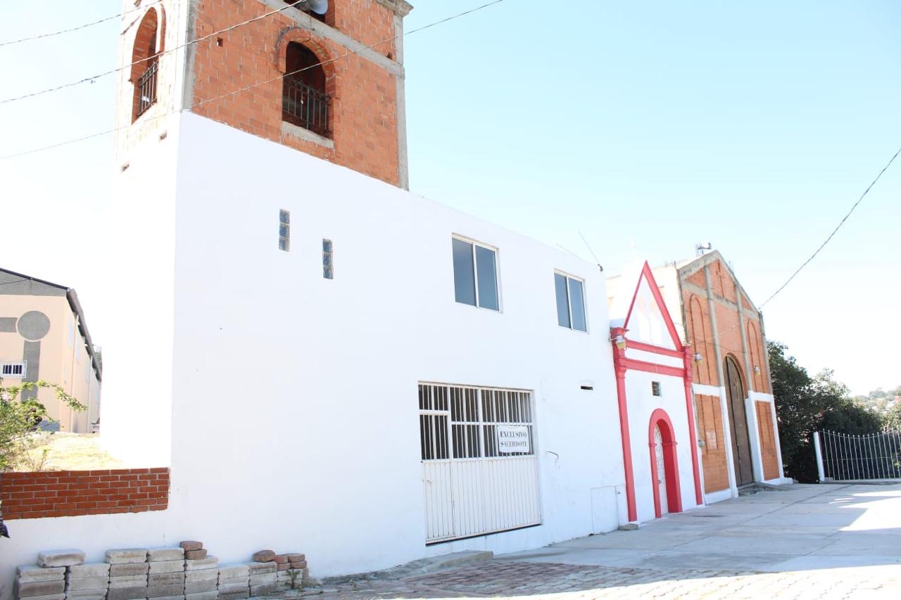 Por: Cortesía Urgente: Capilla histórica en Atempan enfrenta riesgo de derrumbe