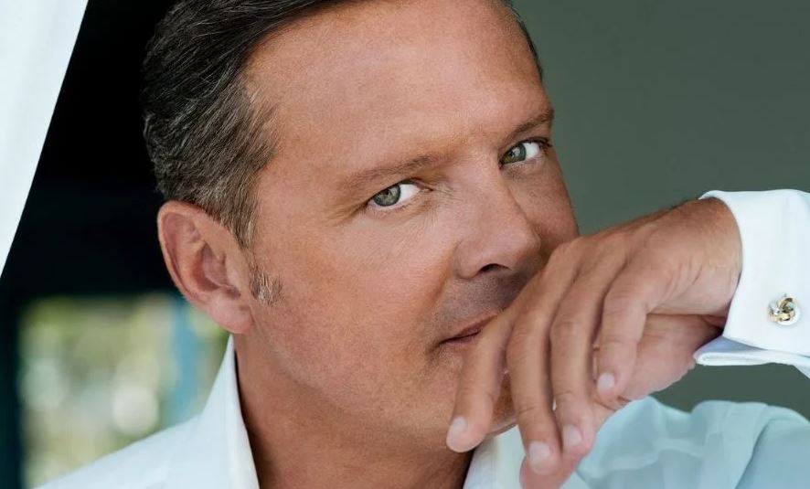Foto: Cortesía Robo violento de equipo de Luis Miguel en Veracruz retrasa su concierto