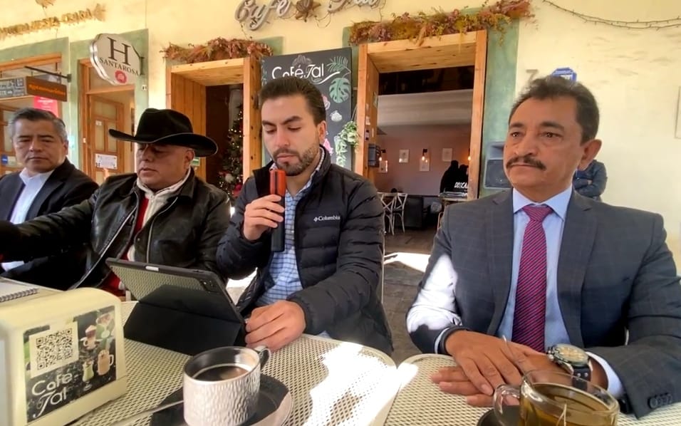 Por: Cortesía Lula Pineda San Pedro Cholula recibe anualmente mil 500 millones de pesos en remesas, el doble del presupuesto municipal