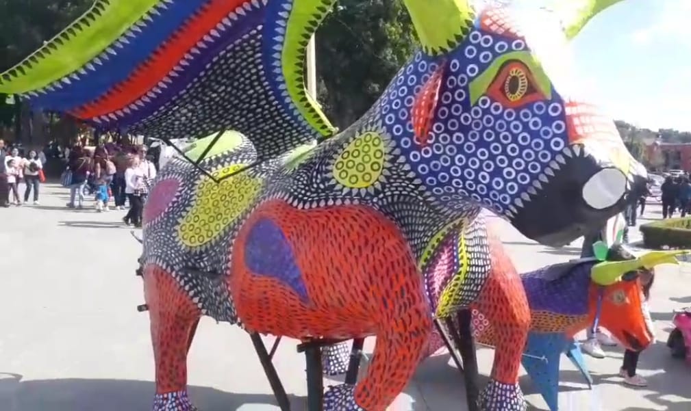 Exposición de "Toritos" de San Cristóbal Tepontla impulsa la riqueza cultural y económica de San Pedro Cholula