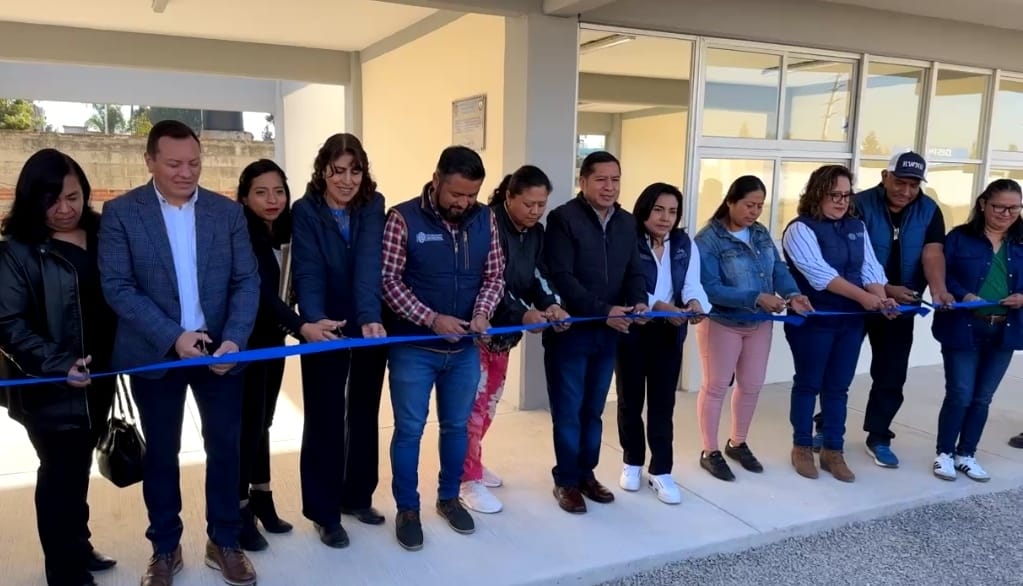 Cuautlancingo comprometido con la educación, entrega 4 aulas al Bachillerato Forjadores de Puebla