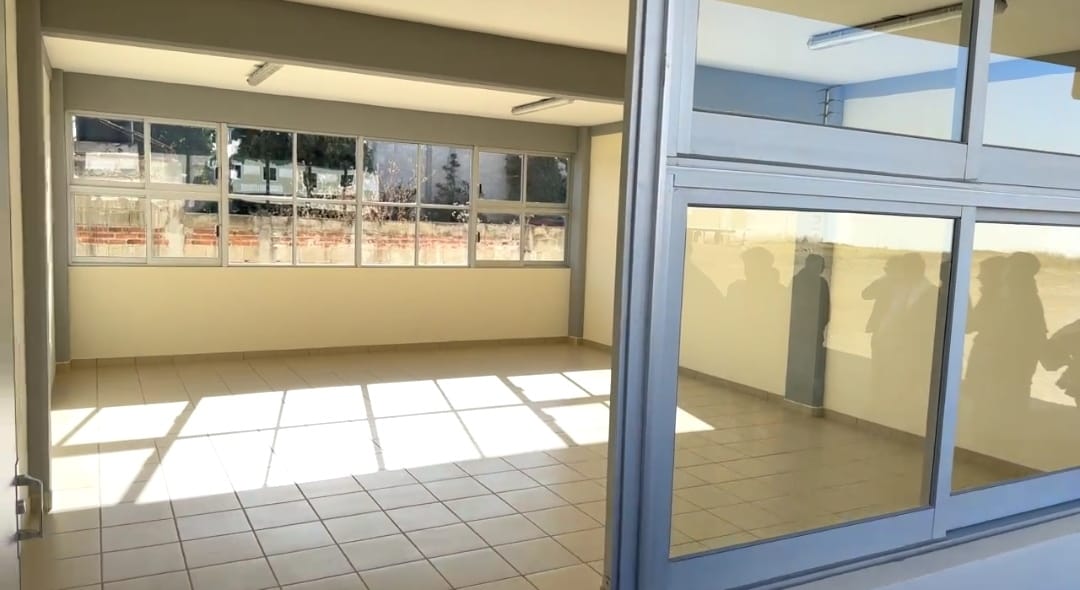Por: Cortesía Lula Pineda Cuautlancingo comprometido con la educación, entrega 4 aulas al Bachillerato Forjadores de Puebla