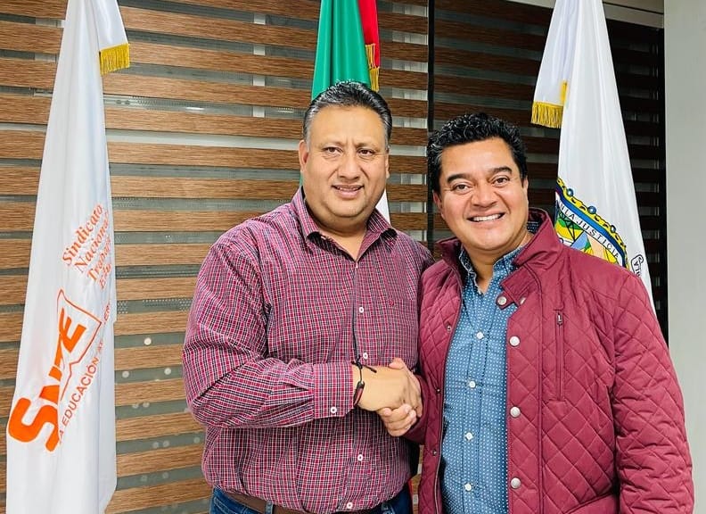 Por: Cortesía Lula Pineda Respalda líder del SNTE Sección 51 a Sheinbaum, Armenta y Pérez Torres