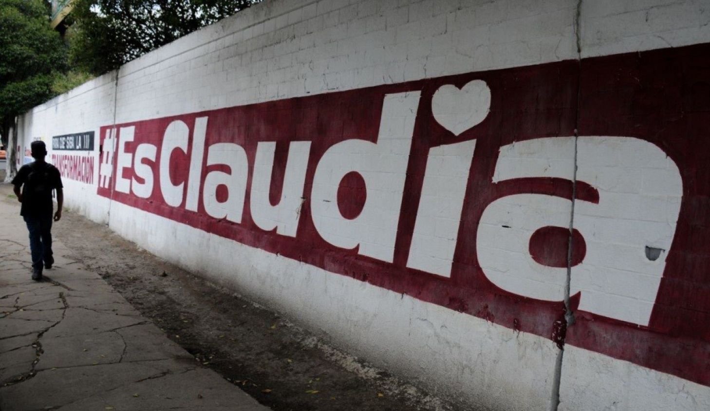 Ayuntamiento de Puebla despinta 67 Bardas con propaganda política en diversos puntos de la ciudad
