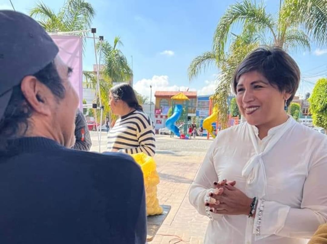 Programa de apoyo a la economía familiar: Una iniciativa de 15 años por Roxana Luna 