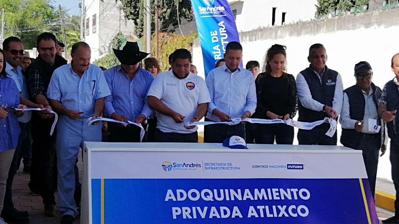 Inauguración histórica en Concepción La Cruz: Privada Atlixco recibe pavimentación tras 38 años de espera