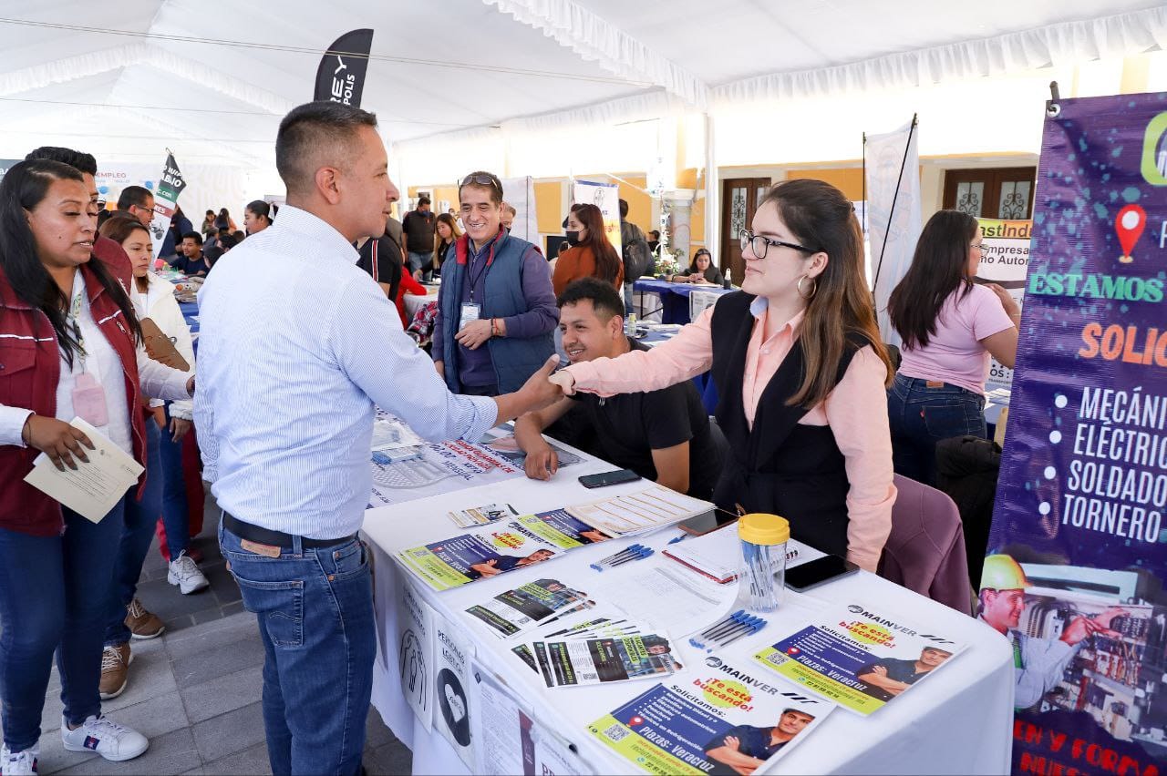 Comunicado oficial Realizan ayuntamiento de San Andrés Cholula y Secretaría del Trabajo Primera Feria del Empleo del año