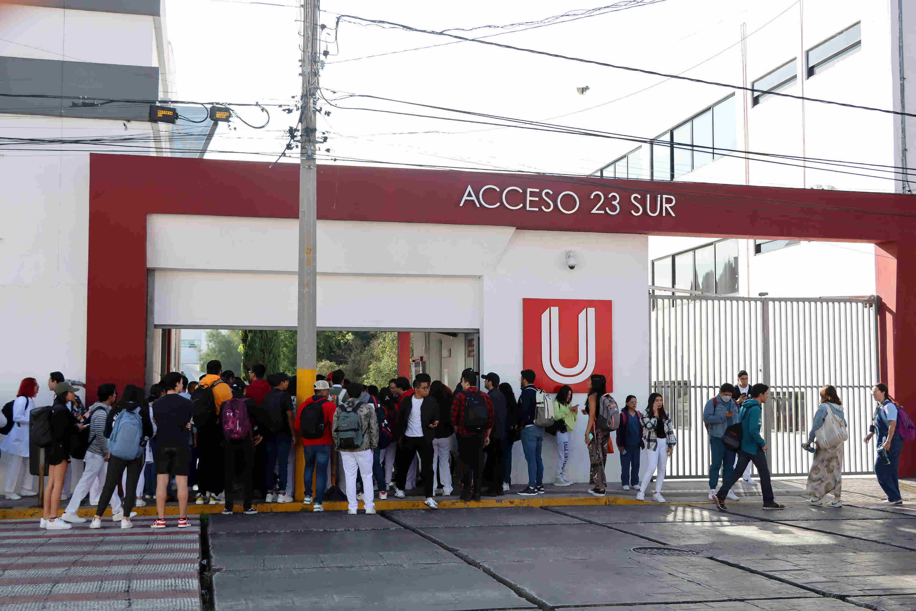 Por: Cortesía Continuarán atendiéndose dudas de vecinos sobre proyecto de peatonalización en el Barrio de Santiago: Adán Domínguez