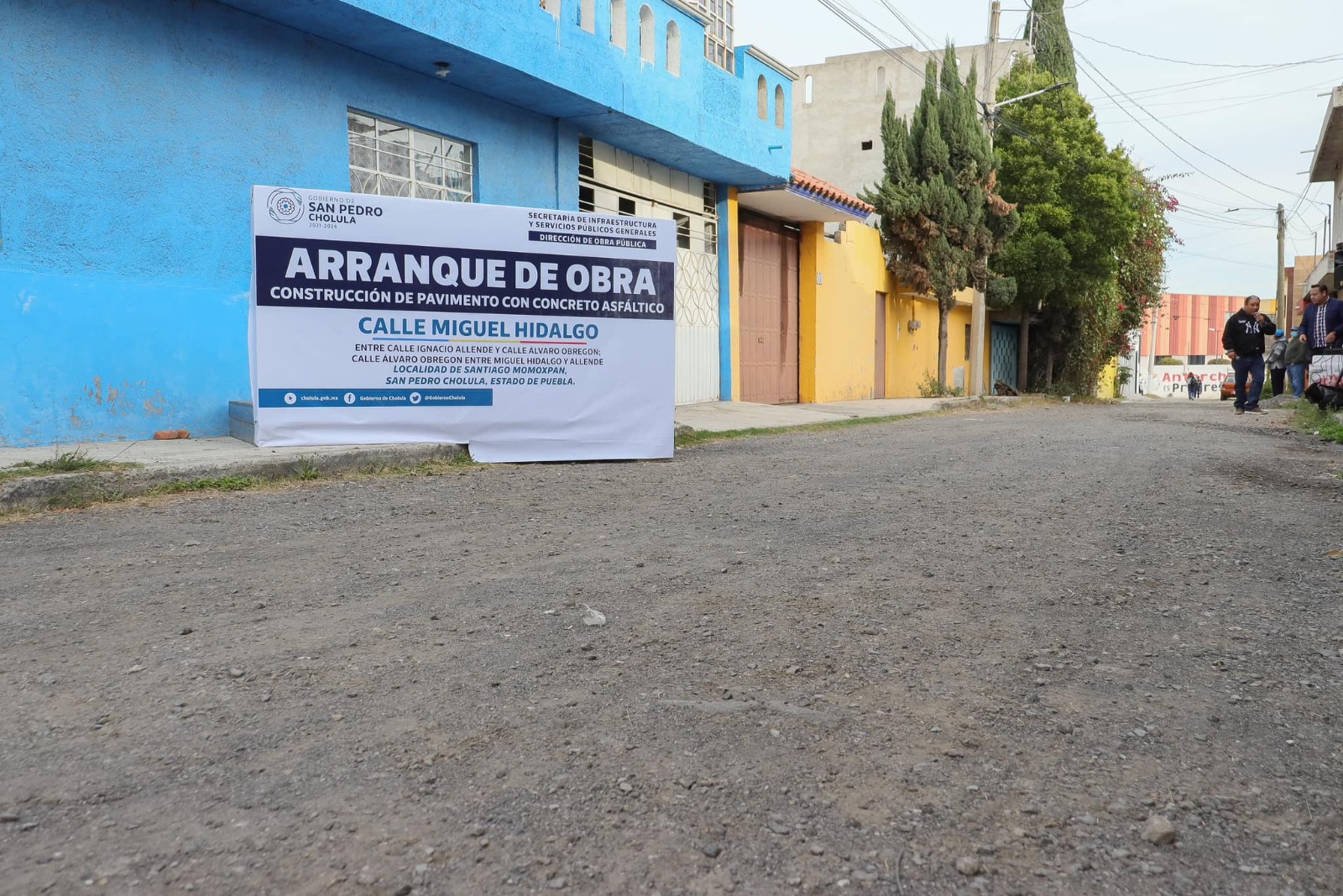 Comunicado oficial Paola Angon arranca pavimentación de calles Miguel Hidalgo y Álvaro Obregón, de Momoxpan