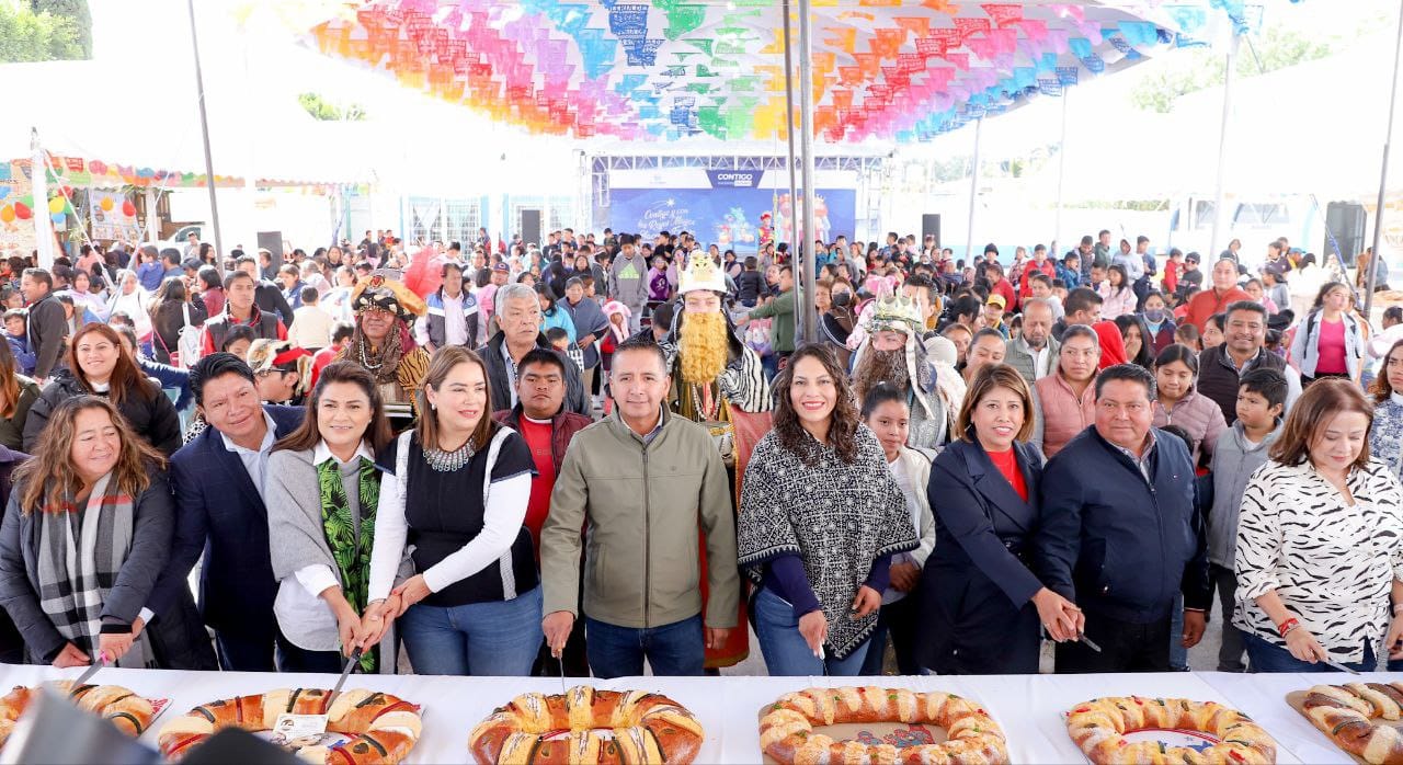 Inaugura Mundo Tlatehui con Marta Ornelas la Feria de la Rosca 2024