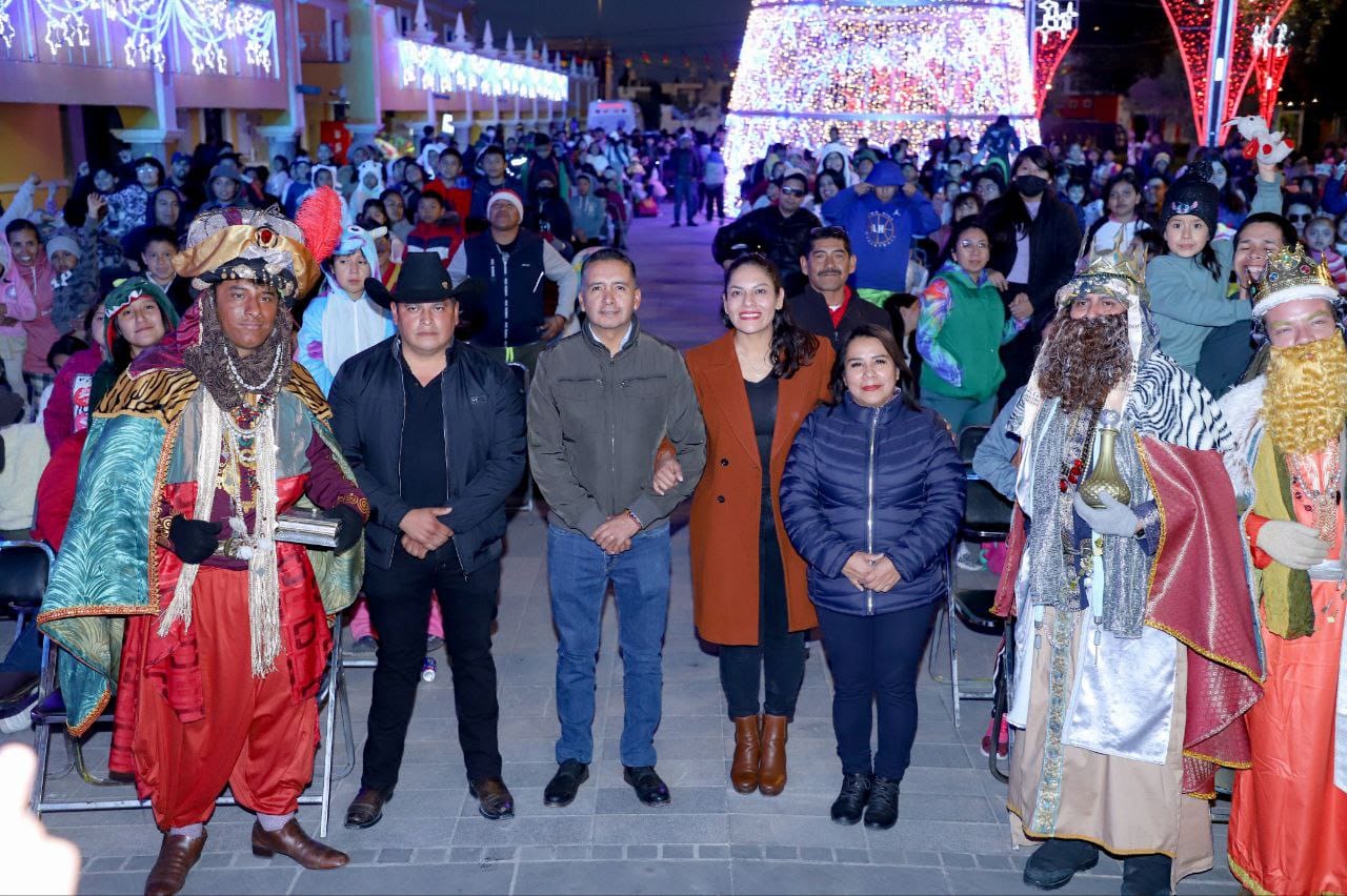 Mundo Tlatehui y Lupita Cuautle clausuran el programa “Contigo y con los Reyes Magos Hacemos Futuro”