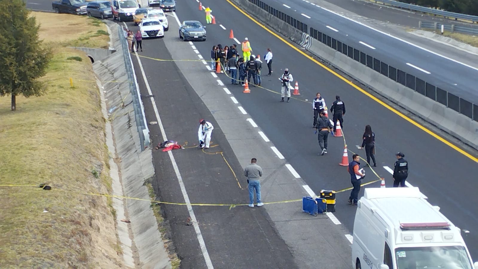 Por: Cortesía Abuelita fallece en su intento de cruzar la México-Veracruz, fue atropellada por un automóvil