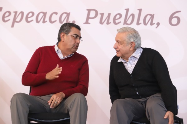 López Obrador reconoce trabajo de Sergio Céspedes en Puebla