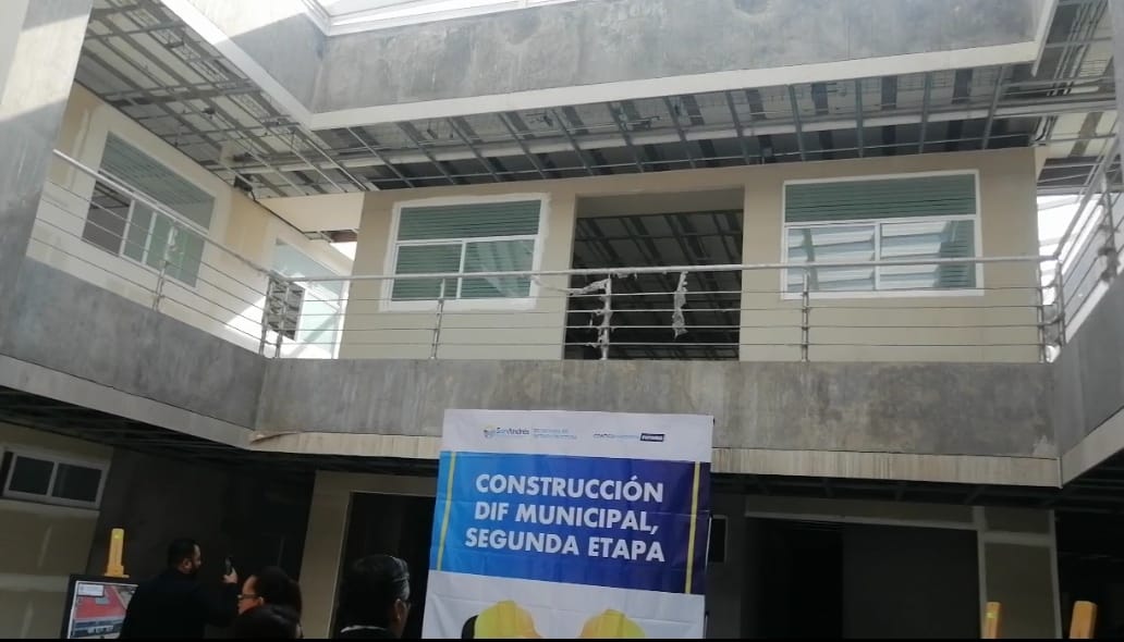 Por: Cortesía Lula Pineda Inicia construcción segunda etapa del DIF municipal en San Andrés Cholula: Da banderazo Edmundo Tlatehui