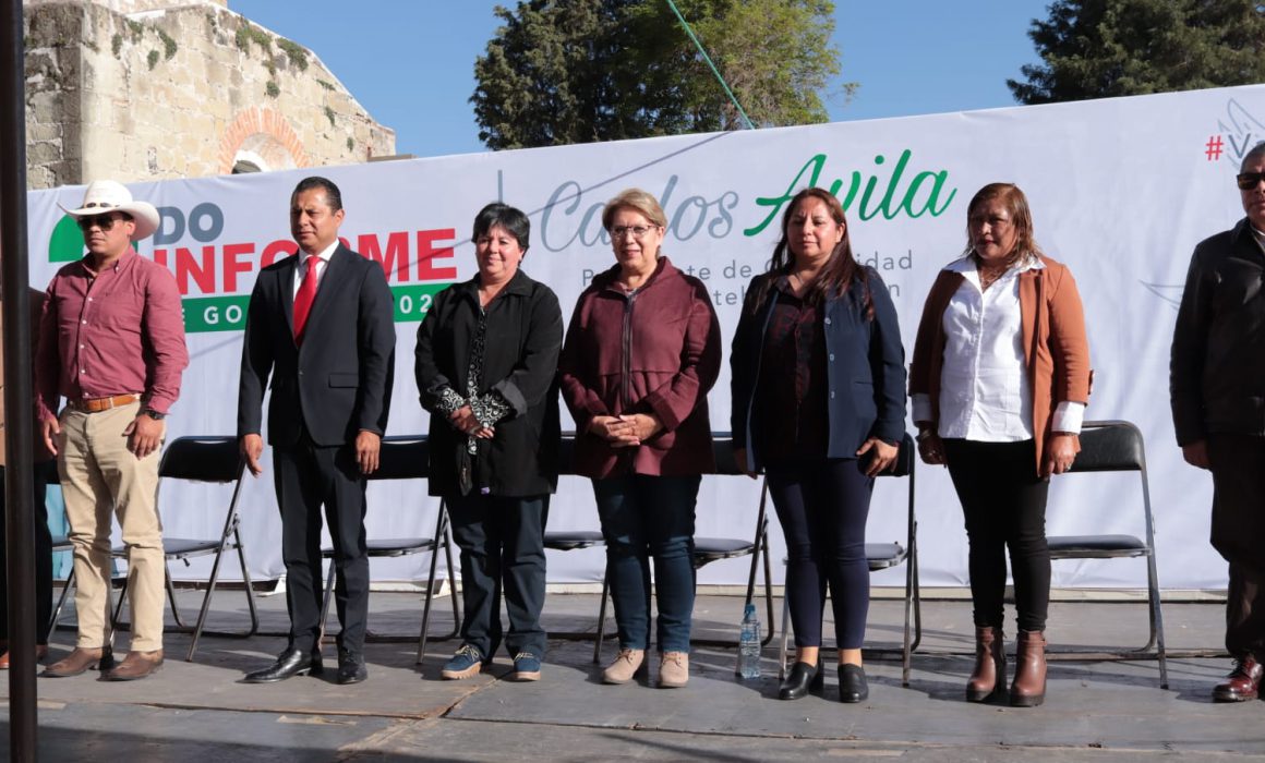 Por: Cortesía Asiste Maribel Pérez Arenas a segundo informe de actividades en Tizatlán