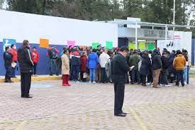 Continúa toma de la SEPE-USET, se enfrentan trabajadores y granaderos