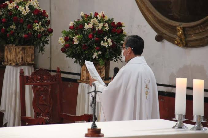 En Tlaxcala, sacerdotes ganan más que un docente