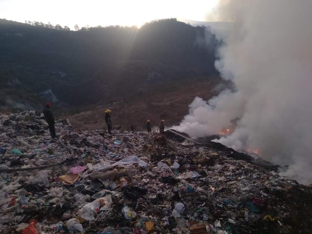 Por: Especial  Aviva incendio en relleno sanitario "Tonsil", autoridades piden precaución a la población